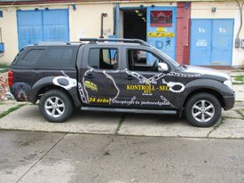 Nissan Navara autódekoráció: Kontroll-Sec Kft. autó dekoráció 04