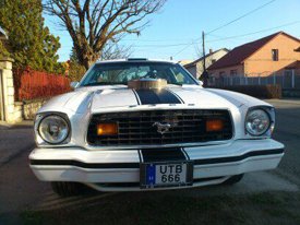 Ford Mustang versenycsík  autódekoráció, autó dekoráció