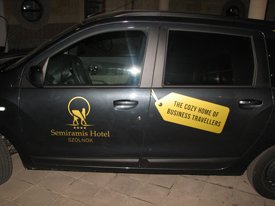 Semiramis Hotel autó dekoráció, autódekorácó